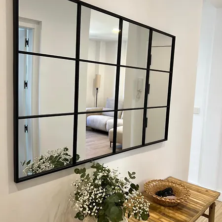Leal 4 Apartment *