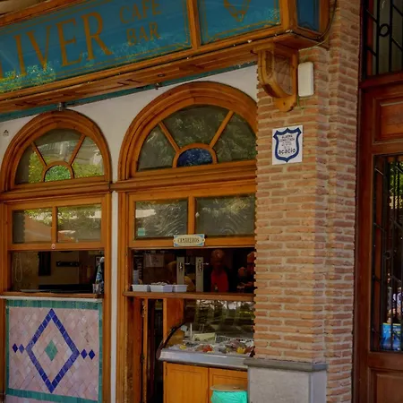 Leal 4 Granada