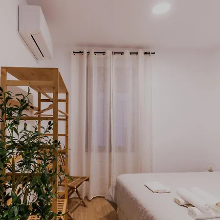 Leal 4 Apartment